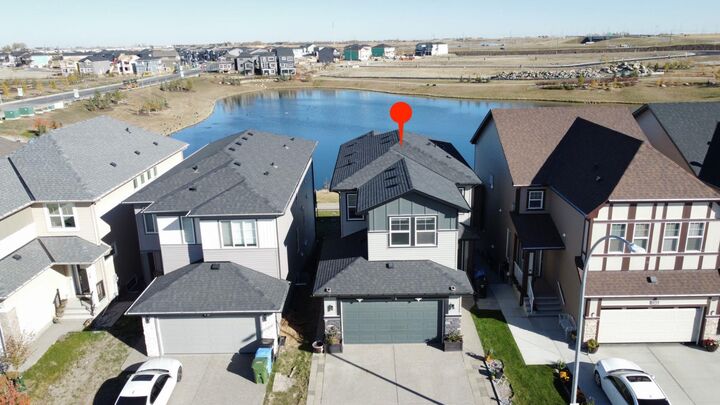 32 Cornerbrook Common NE  Calgary AB T3N 1M2 photo