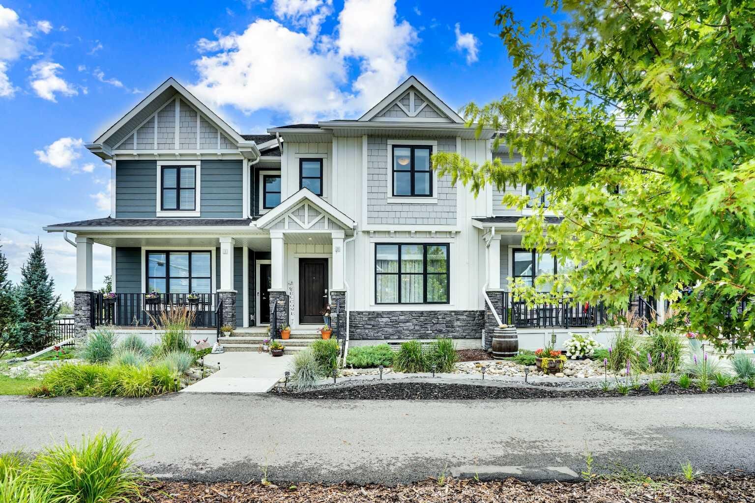 Property Photo:  3 Darcy Boulevard  AB T1S 5S6 