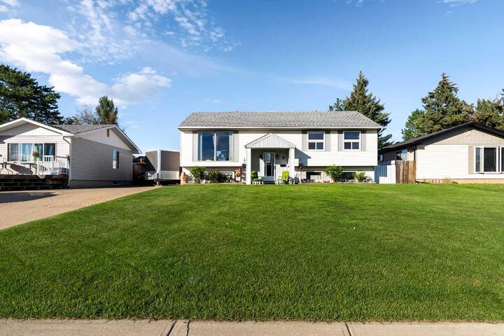 9 Bennett Crescent  Fort McMurray AB T9H 1H4 photo