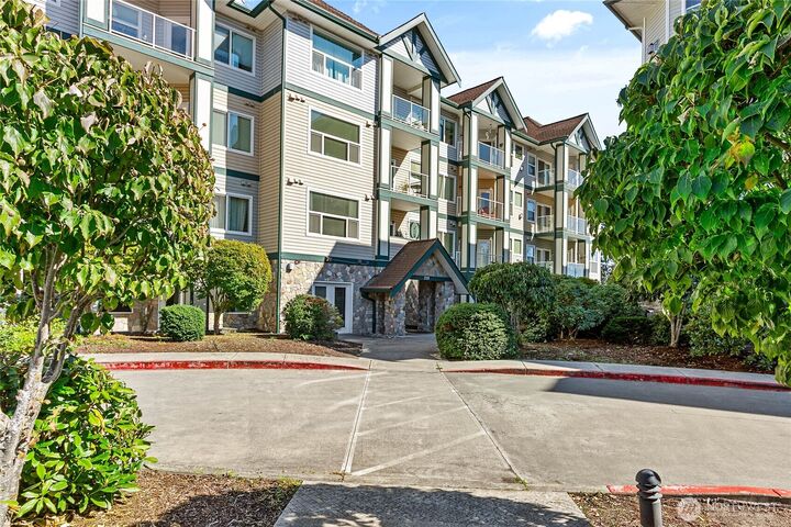 259 W Bakerview Road C101  Bellingham WA 98226 photo