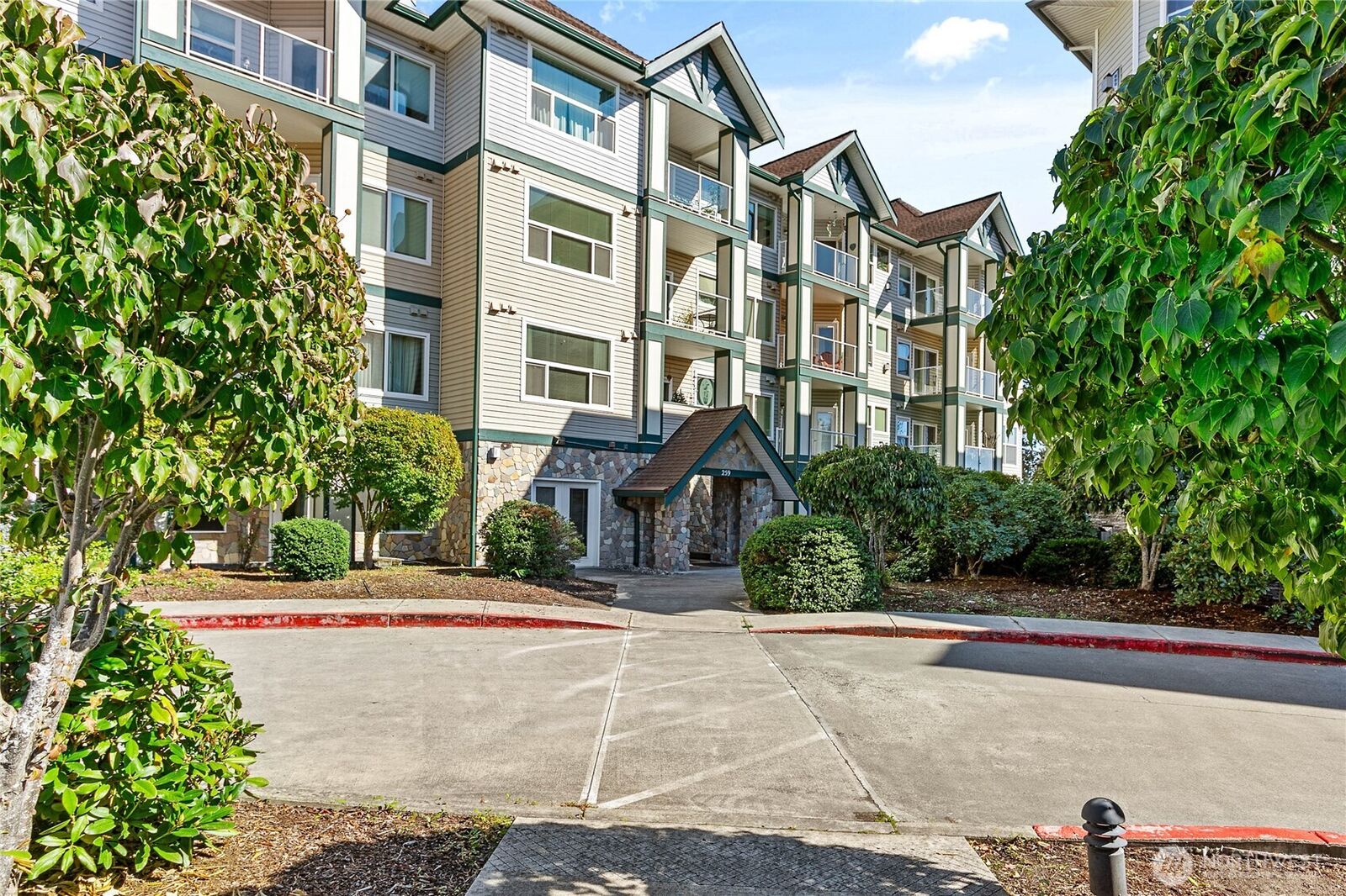 Property Photo: 259 W Bakerview Road C101 WA 98226