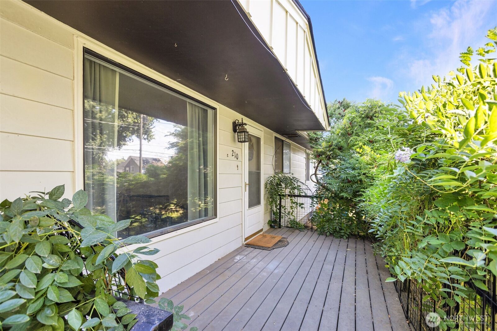 Property Photo: 210 E Seventh Street WA 99361