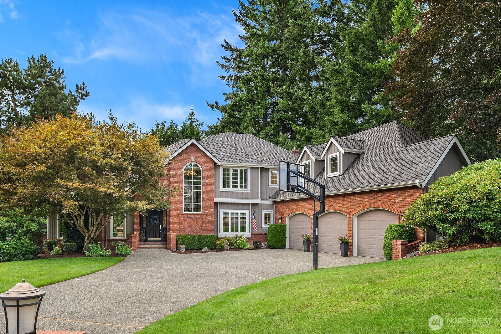 Property Photo: 3521 264th Avenue SE WA 98075