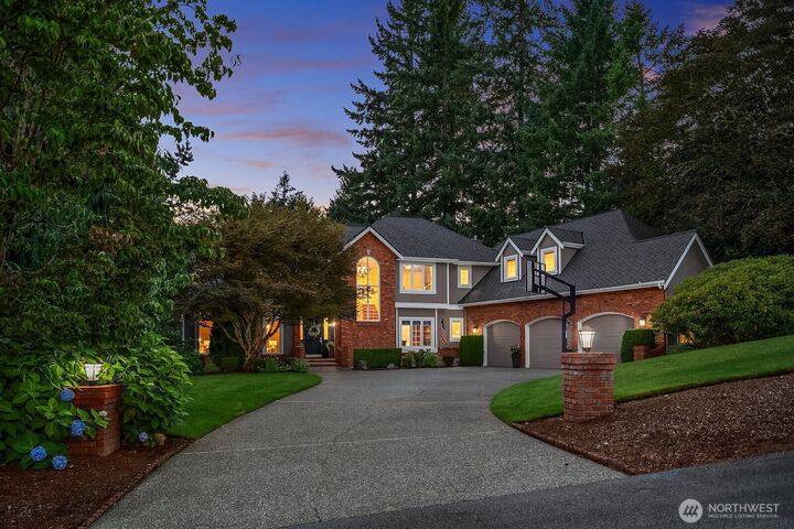 3521  264th Avenue SE  Sammamish WA 98075 photo