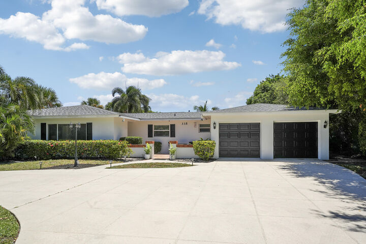 335 Country Club Drive  Tequesta FL 33469 photo