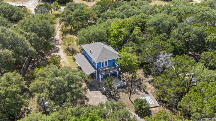 Property Photo: 1265 Comanche Path TX 78003