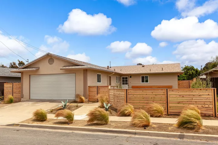 Property Photo: 5319 Northridge Ave CA 92117