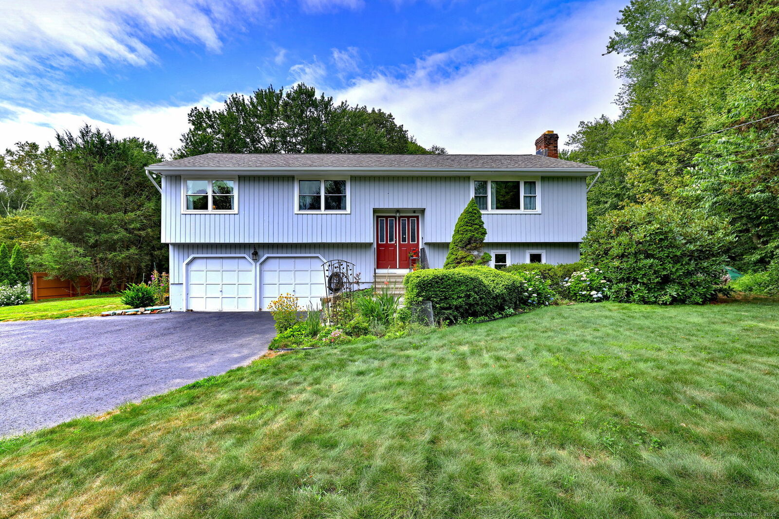 Property Photo: 28 Sagamore Drive CT 06483