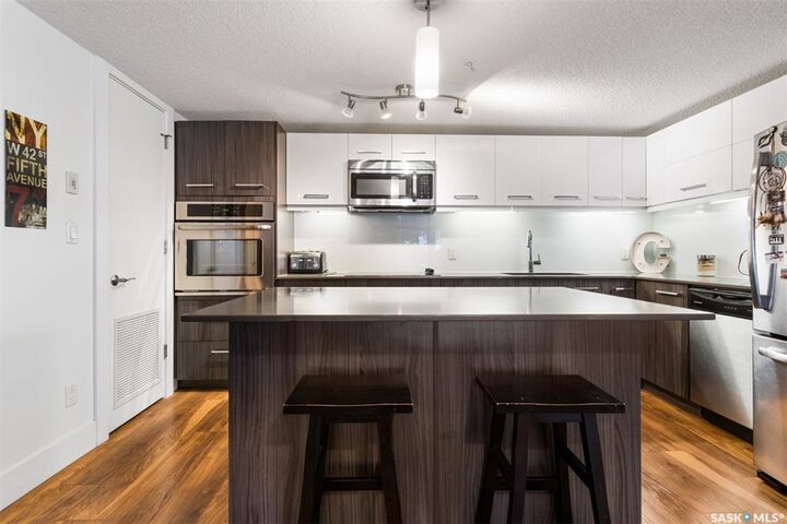 Property Photo: 418 C Avenue S SK S7M 1N6