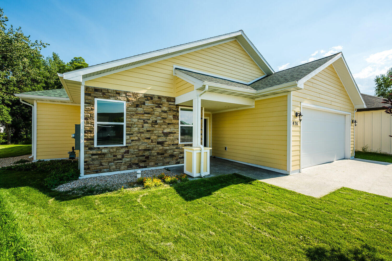 Property Photo: 476 Creek Circle WY 82801
