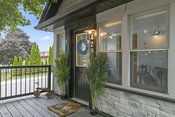 Property Photo: 4297 East Avenue 1 ON L0R 1B6
