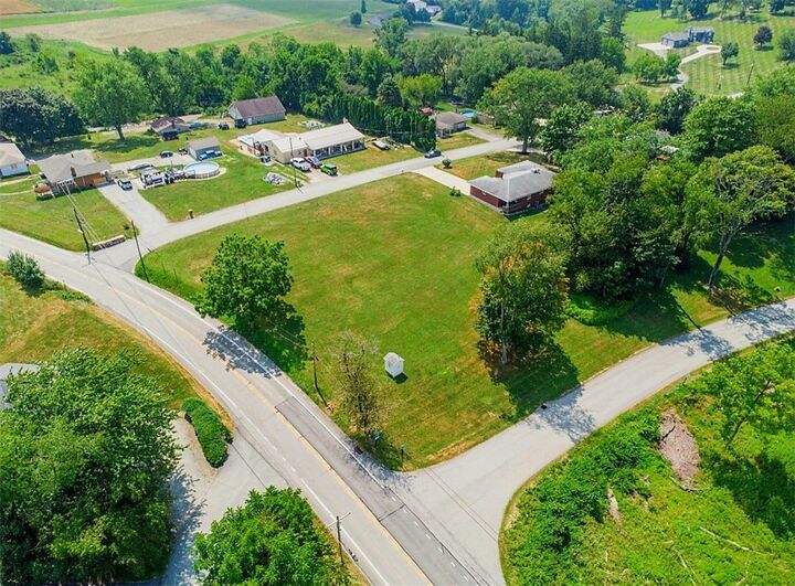 Property Photo:  2 Fritchman Drive  PA 15644 