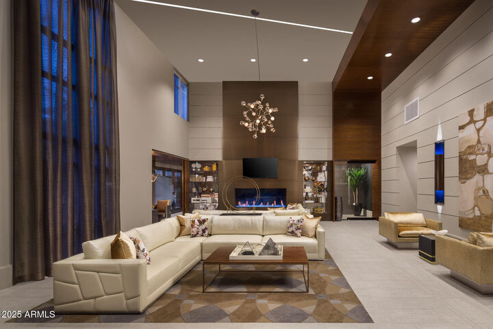 Property Photo:  6166 N Scottsdale Road C3001  AZ 85253 