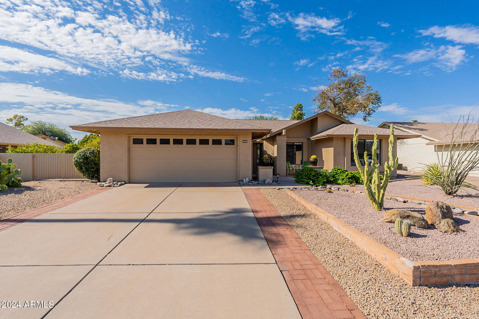Property Photo: 9625 W Taro Lane AZ 85382