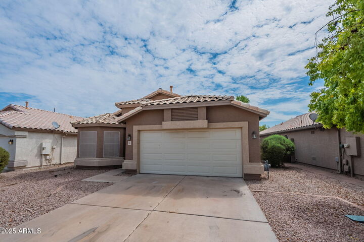 165 S Quartz Street  Gilbert AZ 85296 photo