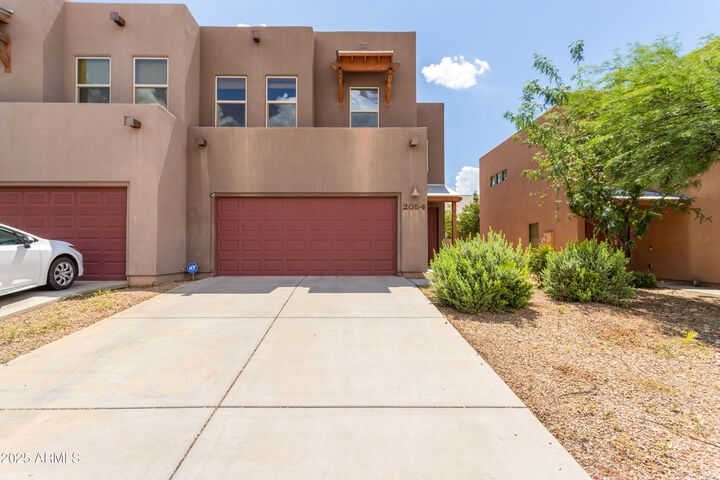 Property Photo:  2064 Cascadia Drive  AZ 85635