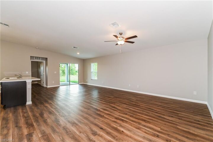 Property Photo: 3507 26 St SW FL 33976