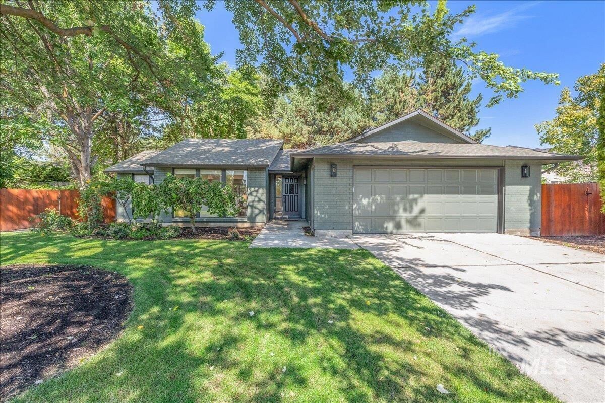 Property Photo: 4955 N Leather Way ID 83713