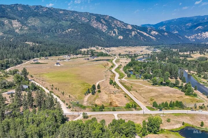 Property Photo: Blk 6 Lot 3 Alder Creek Dr ID 83622