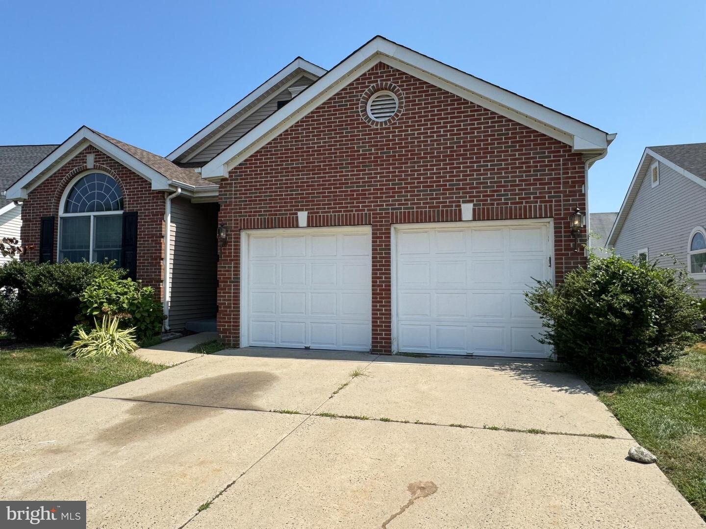 Property Photo:  23 Westminster Drive  NJ 08831 