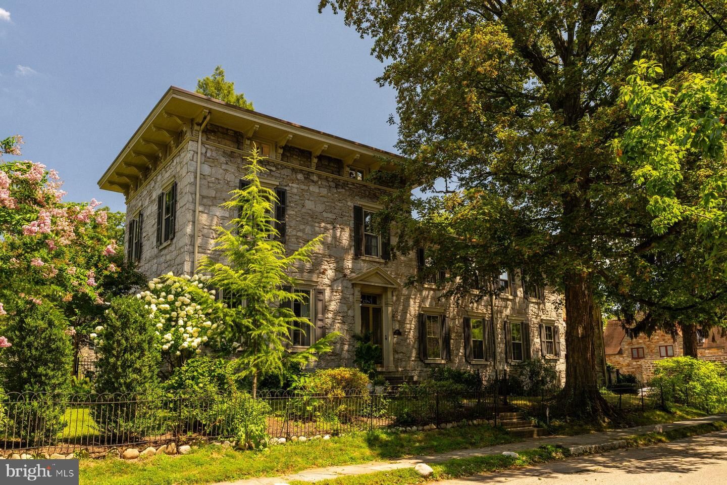 Property Photo: 400 East Evergreen Avenue PA 19118