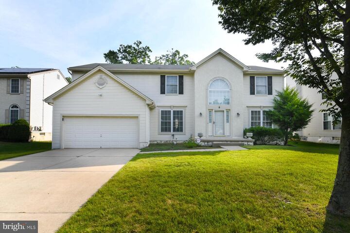 Property Photo:  5 Brookstone Drive  NJ 08081 