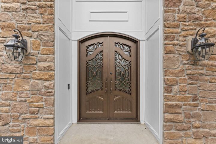 Property Photo: