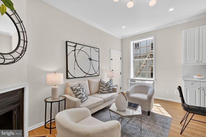 Property Photo: 2119 N Street NW 6 DC 20037