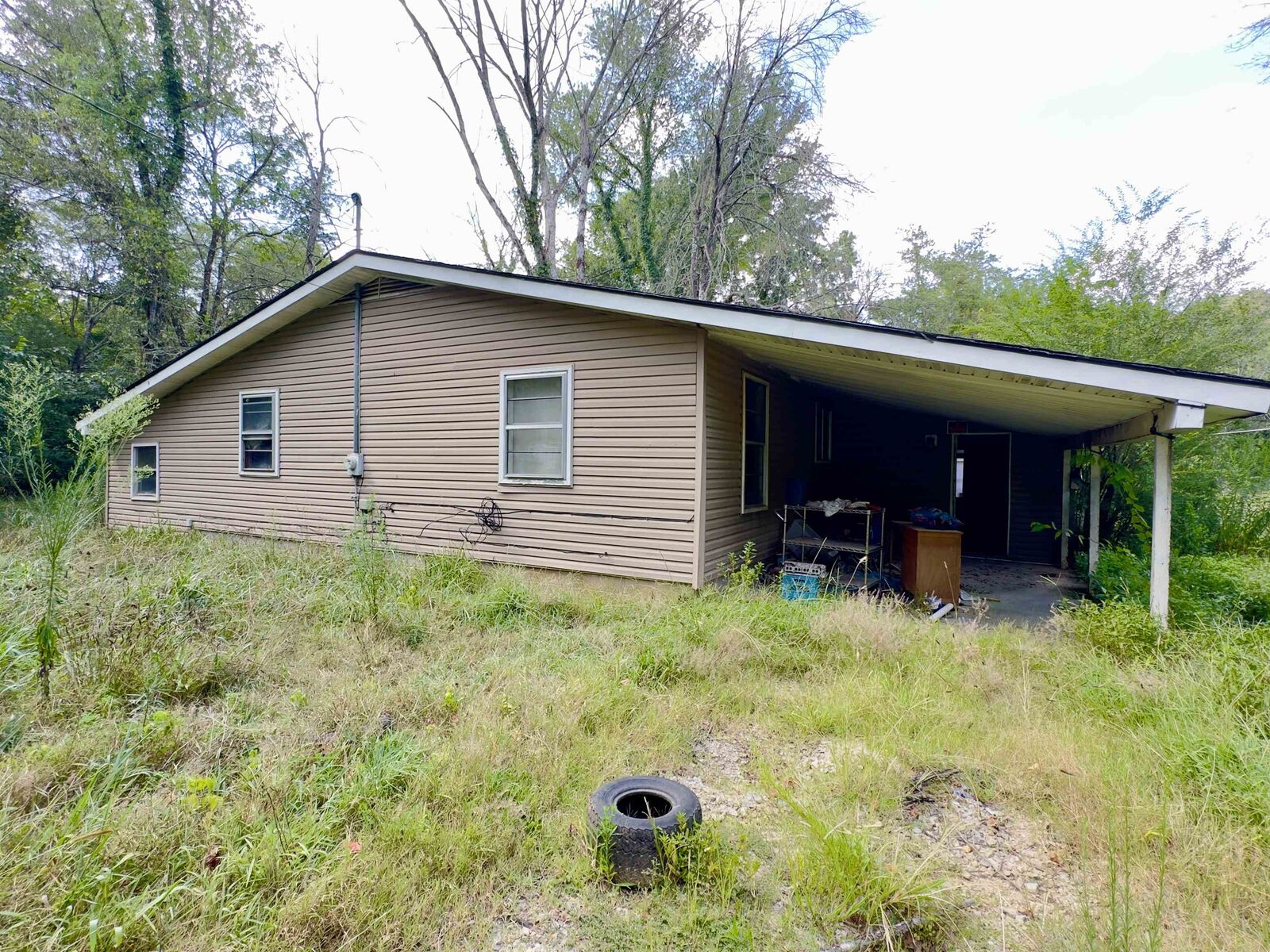 Property Photo:  84 James Road  AR 72452 