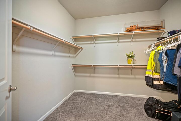 Property Photo: 400 Canterbury Court CA 95640