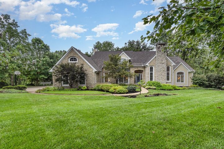 Property Photo: 11317 Terwilligersknoll Court OH 45249