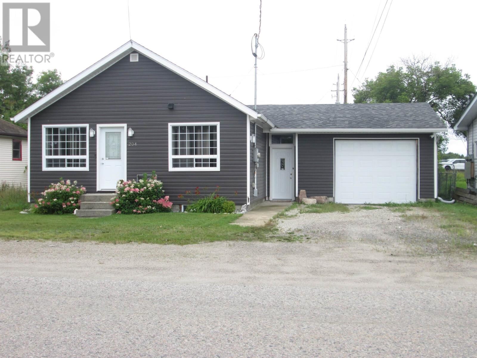 Property Photo: 204 West Street ON P0T 1T0