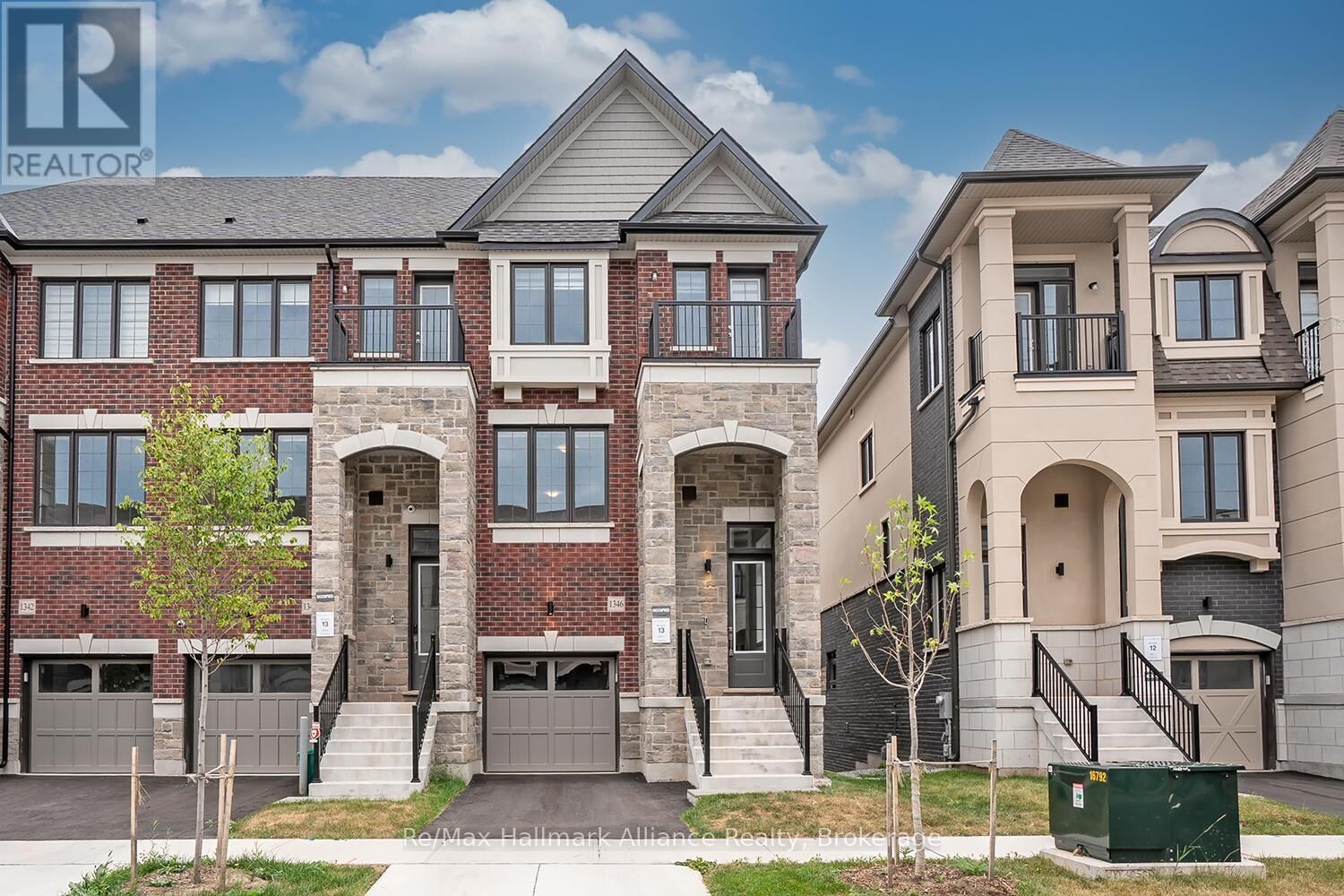 Property Photo: 1346 Kaniv Street ON L6M 5R3