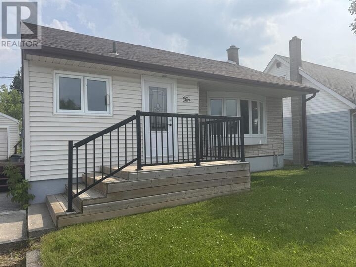 10 Wenonah Dr  Manitouwadge ON P0T 2C0 photo