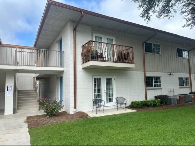 Property Photo:  2100 W Beach Drive H103  FL 32401 