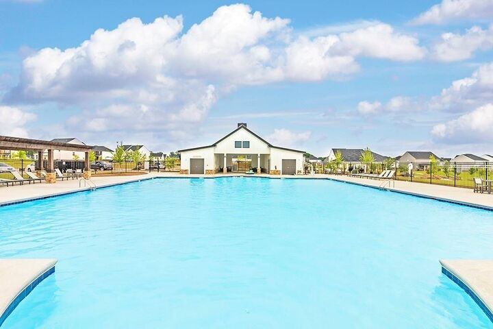 Property Photo: 1029 Climbing Rose Way GA 30253