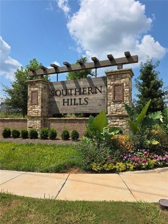 Property Photo:  1029 Climbing Rose Way  GA 30253