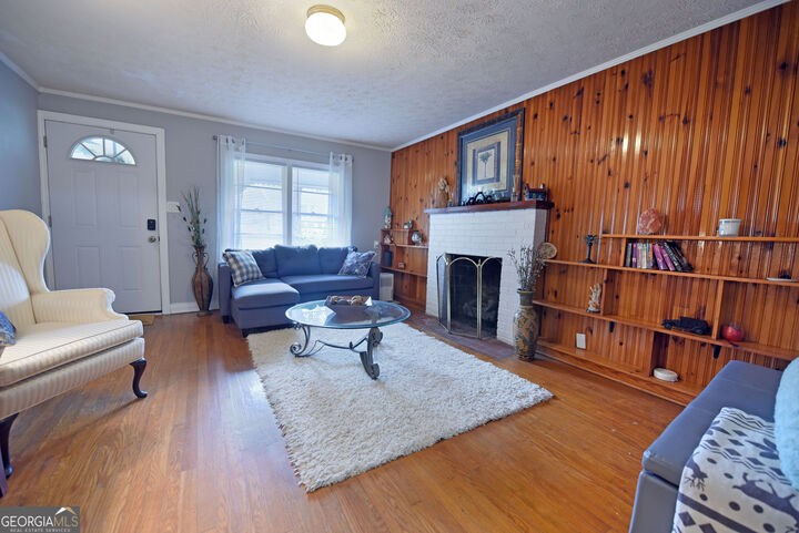 Property Photo: 742 Hillcrest Drive GA 30555