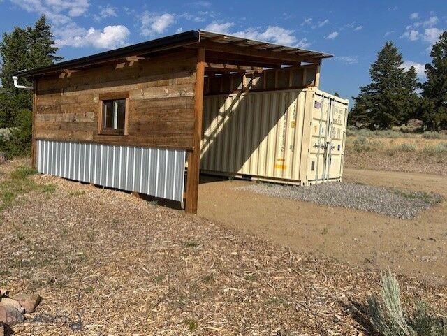Property Photo: 29 Cedar Lane MT 59759