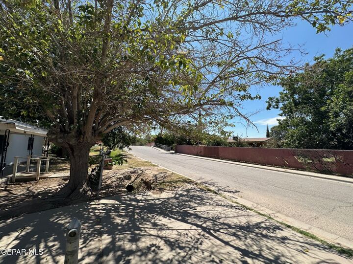 Property Photo: 8720 Aranda Lane TX 79907