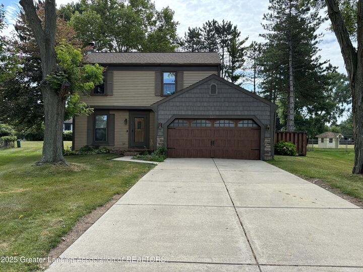 337 Honeysuckle Lane  Lansing MI 48917 photo