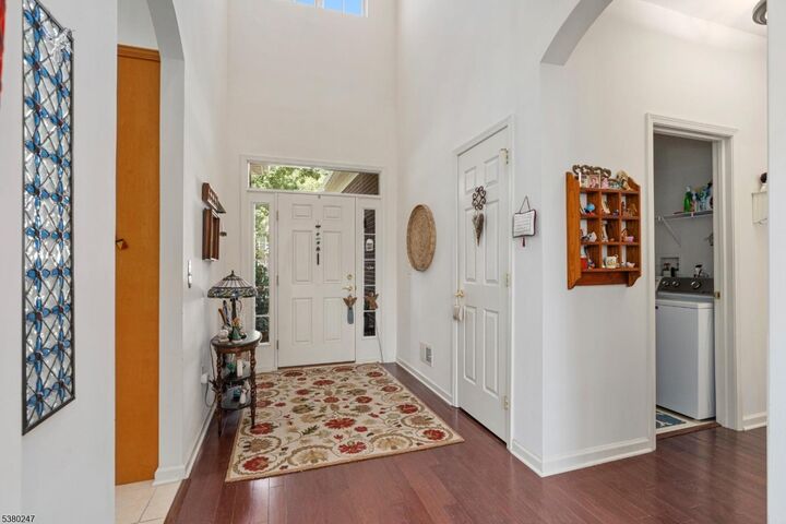 Property Photo:  102 Ondish Ct  NJ 07856 
