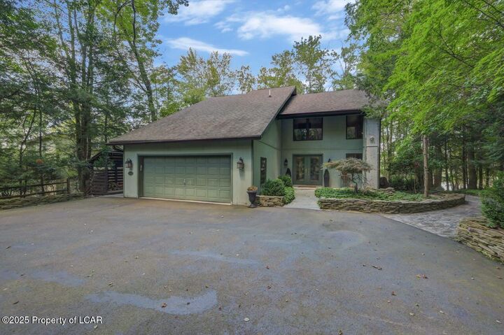236 Trapper Springs Lane  Drums PA 18222 photo