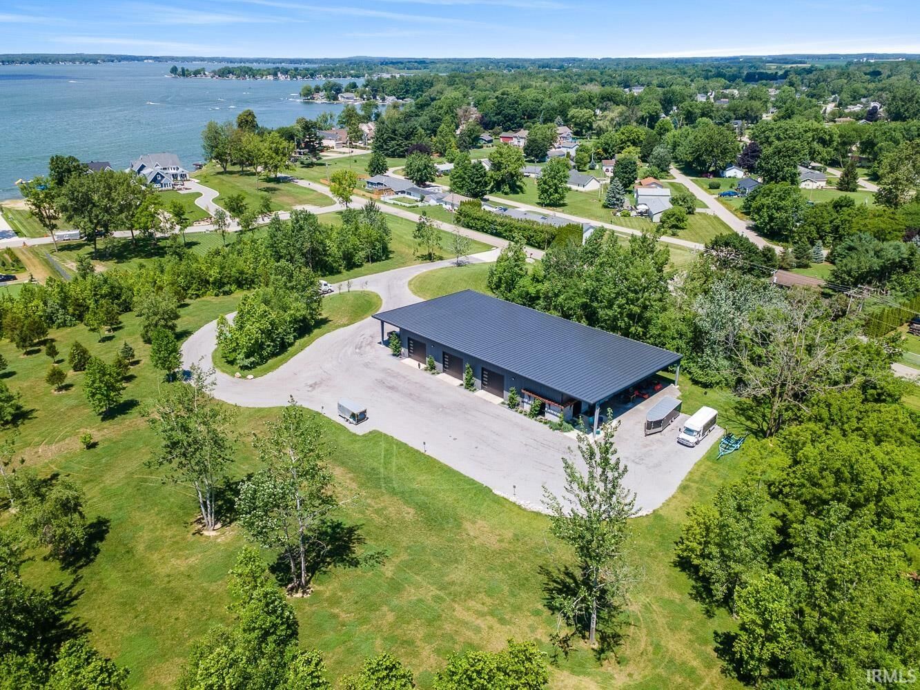 Property Photo:  9433 E 1100 N  IN 46567-8821 