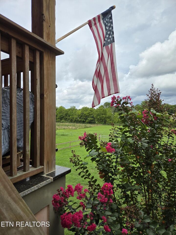 Property Photo: 1192 Lakeview Rd TN 37772