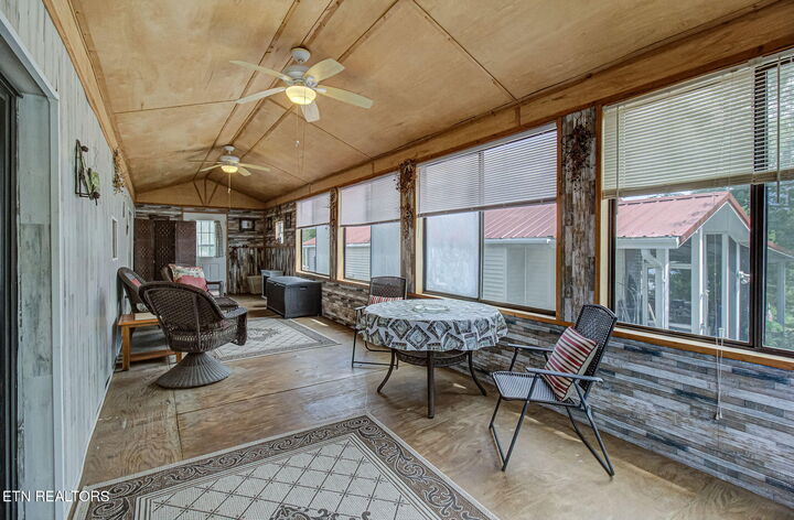 Property Photo: 1019 Kildee St TN 37882
