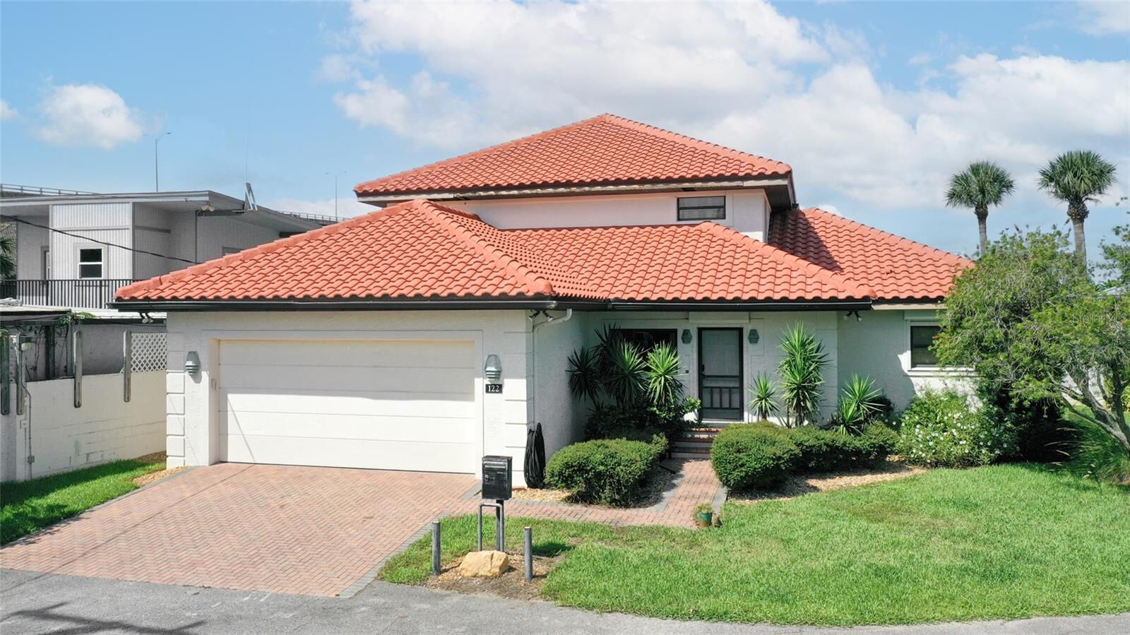 Property Photo:  122 Coral Way  FL 32127 