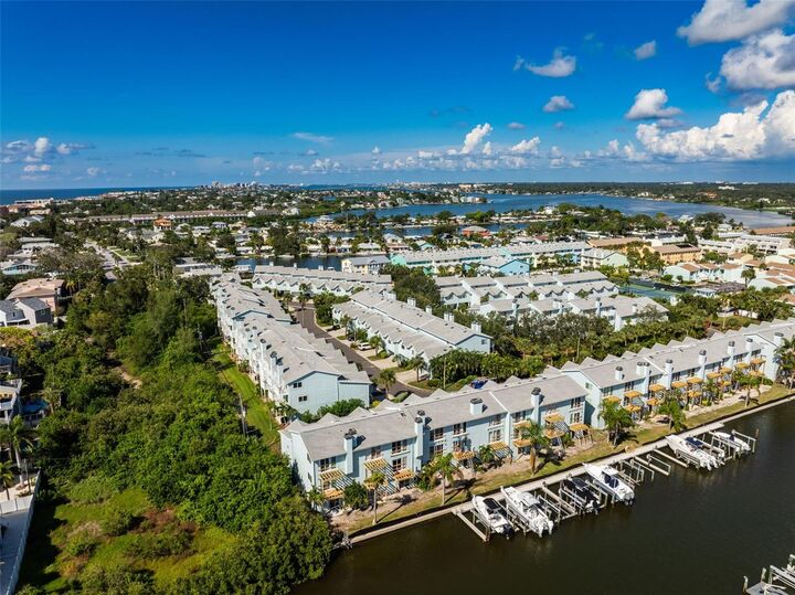 Property Photo: 639 Garland Circle FL 33785
