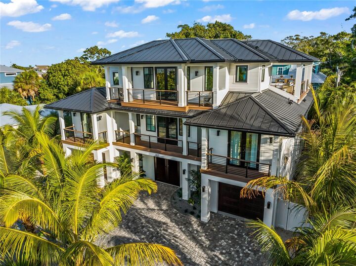 107 Maple Avenue  Anna Maria FL 34216 photo