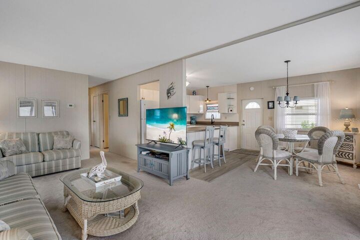 Property Photo: 536 Tampico Drive FL 34287